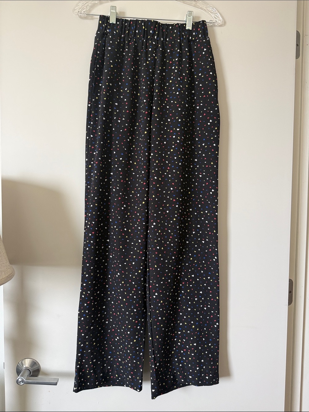 Women’s Black Wide-Leg heart Printed Pants